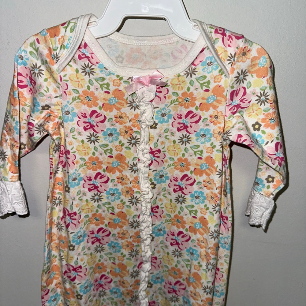 Baby Girl Maison Chic White Multi-color Floral Nightgown 3 Months Ruffles - Picture 9 of 11